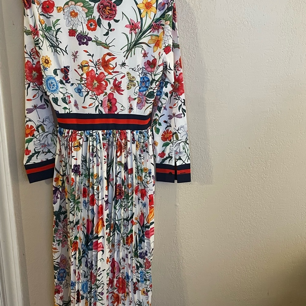 Laimeng Five Cats floral,pleated, dress. Size L